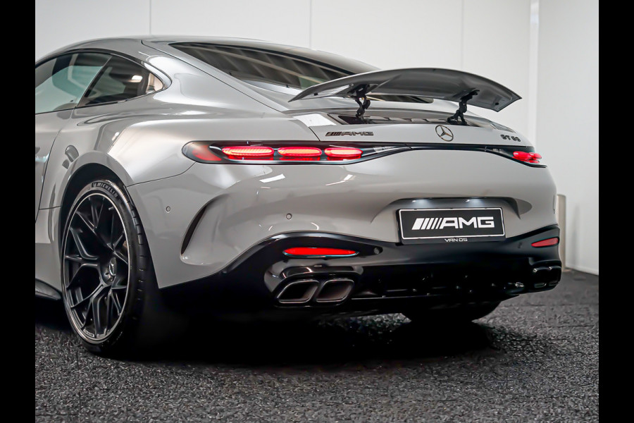Mercedes-Benz AMG GT AMG 63 4MATIC+ | Lift | Alpingrijs | Carbon pakket