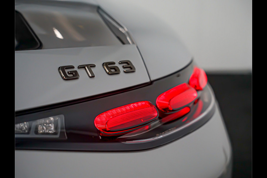 Mercedes-Benz AMG GT AMG 63 4MATIC+ | Lift | Alpingrijs | Carbon pakket