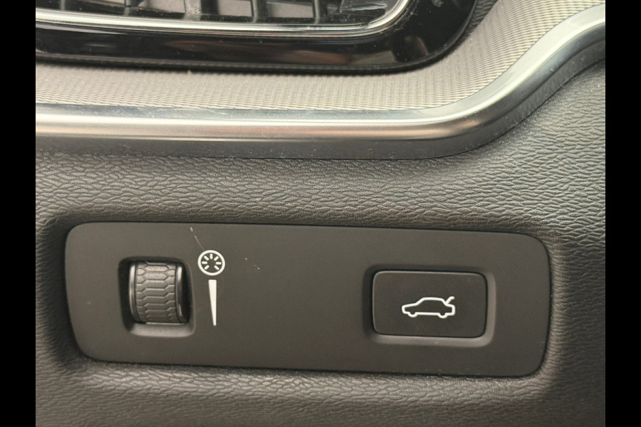 Volvo S60 2.0 T5 250PK R design Harman Kardon|BLIS|Memory|