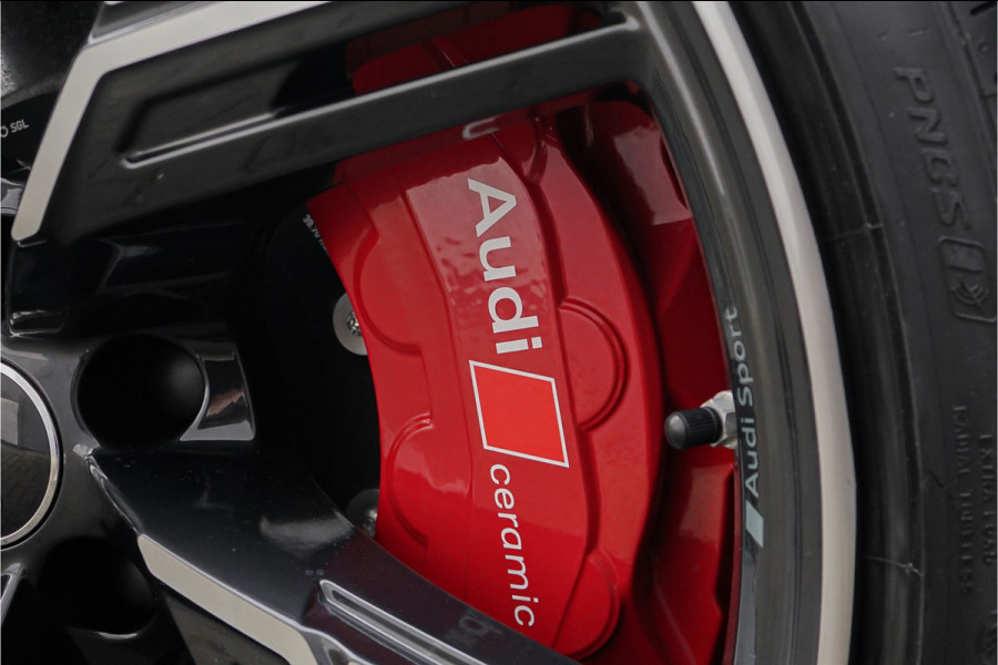 Audi RS6 Avant TFSI Quattro Dynamic+ Pano B&O Keramisch ACC HUD Stoelventilatie Alcantara Hemel