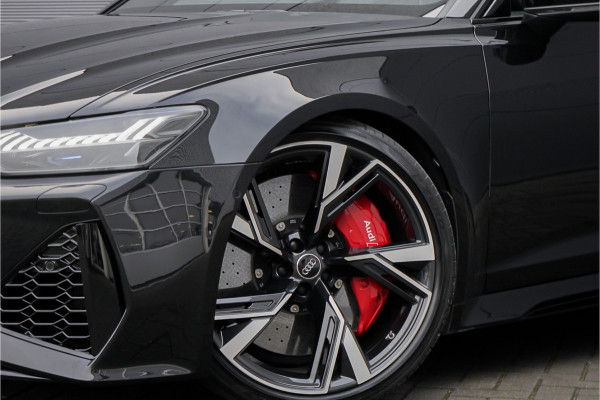 Audi RS6 Avant TFSI Quattro Dynamic+ Pano B&O Keramisch ACC HUD Stoelventilatie Alcantara Hemel