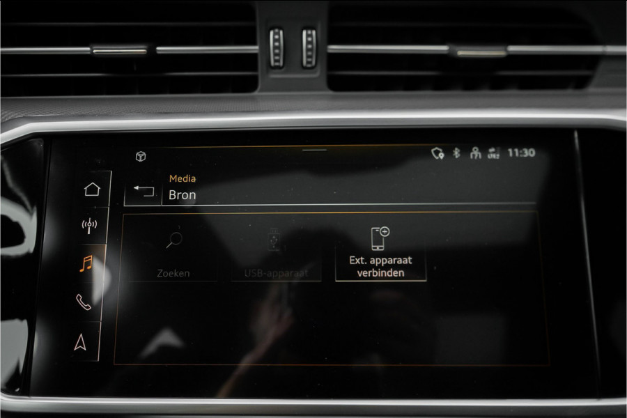 Audi RS6 Avant TFSI Quattro Dynamic+ Pano B&O Keramisch ACC HUD Stoelventilatie Alcantara Hemel