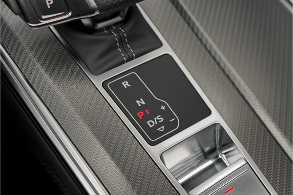 Audi RS6 Avant TFSI Quattro Dynamic+ Pano B&O Keramisch ACC HUD Stoelventilatie Alcantara Hemel