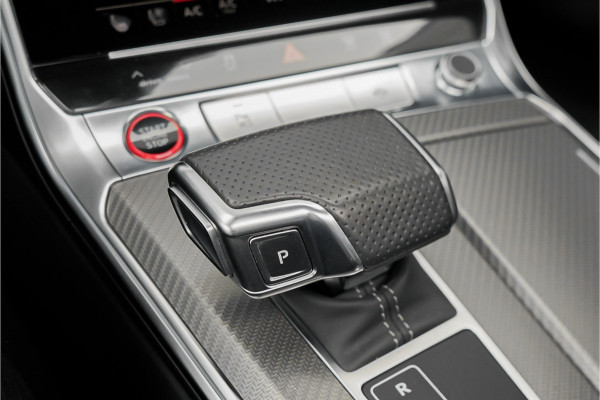 Audi RS6 Avant TFSI Quattro Dynamic+ Pano B&O Keramisch ACC HUD Stoelventilatie Alcantara Hemel