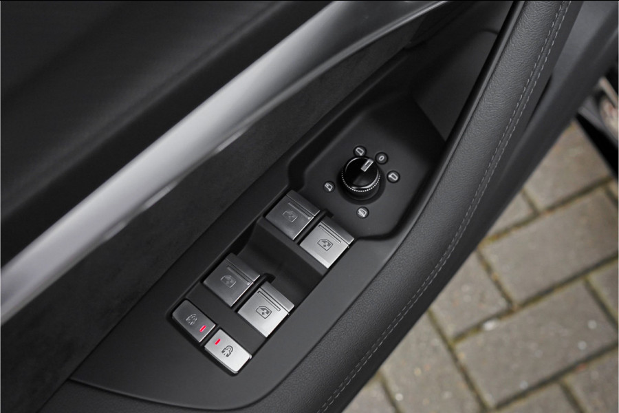 Audi RS6 Avant TFSI Quattro Dynamic+ Pano B&O Keramisch ACC HUD Stoelventilatie Alcantara Hemel