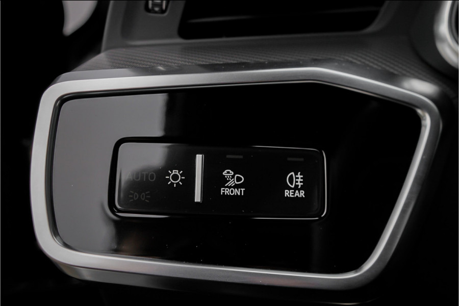 Audi RS6 Avant TFSI Quattro Dynamic+ Pano B&O Keramisch ACC HUD Stoelventilatie Alcantara Hemel