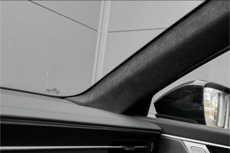 Audi RS6 Avant TFSI Quattro Dynamic+ Pano B&O Keramisch ACC HUD Stoelventilatie Alcantara Hemel