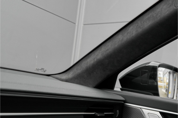 Audi RS6 Avant TFSI Quattro Dynamic+ Pano B&O Keramisch ACC HUD Stoelventilatie Alcantara Hemel
