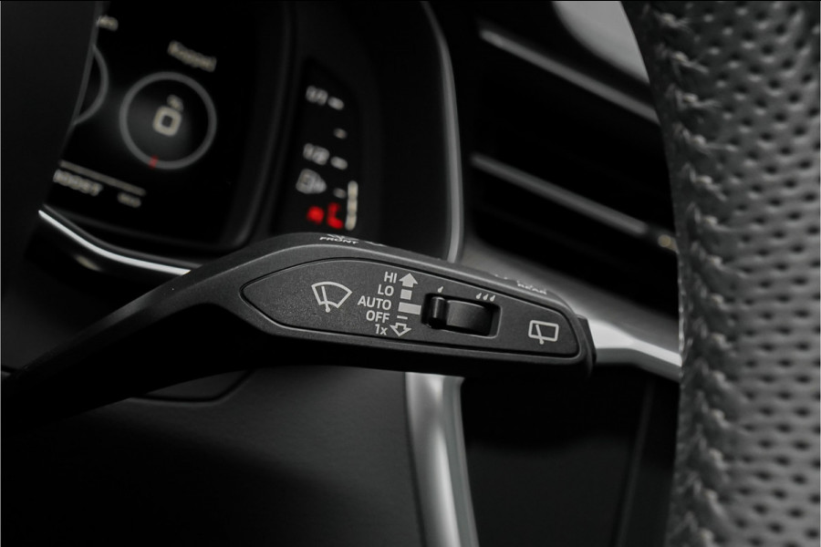 Audi RS6 Avant TFSI Quattro Dynamic+ Pano B&O Keramisch ACC HUD Stoelventilatie Alcantara Hemel