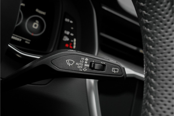 Audi RS6 Avant TFSI Quattro Dynamic+ Pano B&O Keramisch ACC HUD Stoelventilatie Alcantara Hemel