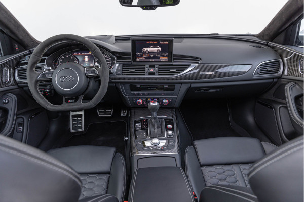 Audi RS6 Avant 4.0 TFSI 605pk Quattro Performance Dynamic plus Keramisch HuD Pano Milltek