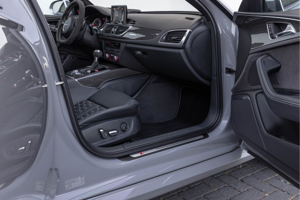 Audi RS6 Avant 4.0 TFSI 605pk Quattro Performance Dynamic plus Keramisch HuD Pano Milltek