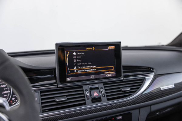 Audi RS6 Avant 4.0 TFSI 605pk Quattro Performance Dynamic plus Keramisch HuD Pano Milltek