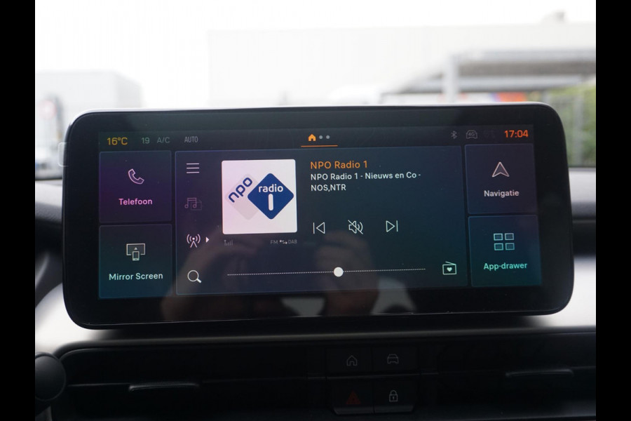 Jeep Avenger 1.2 e-Hybrid Summit