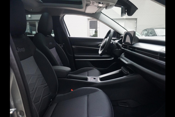 Jeep Avenger 1.2 e-Hybrid Summit
