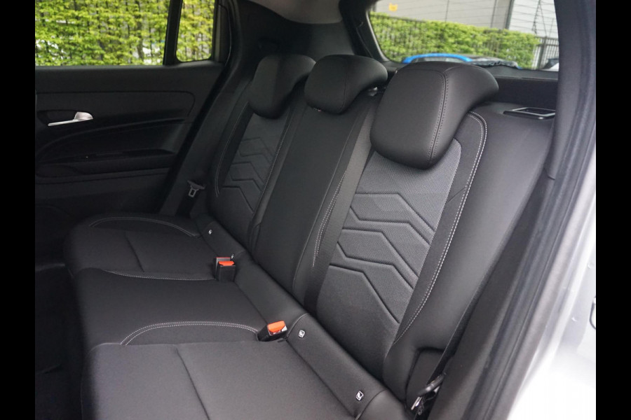Jeep Avenger 1.2 e-Hybrid Summit