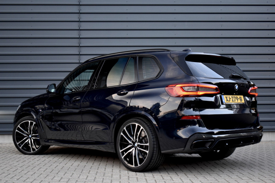 BMW X5 xDrive40i M Sport | Panoramadak | 22'' Velgen | Luchtvering | 4-Wiel Besturing | Harman/Kardon | Camera | Kristallen Pook | Incl. BTW | Orig. NL |