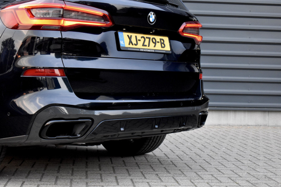 BMW X5 xDrive40i M Sport | Panoramadak | 22'' Velgen | Luchtvering | 4-Wiel Besturing | Harman/Kardon | Camera | Kristallen Pook | Incl. BTW | Orig. NL |