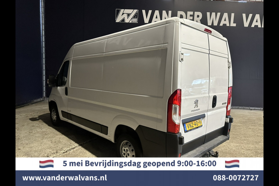 Peugeot Boxer 2.2 BlueHDi 120pk L2H2 Euro6 ** Airco | 2500kg Trekhaak | Cruisecontrol | Parkeersensoren Bijrijdersbank