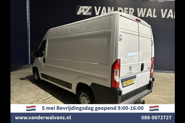 Peugeot Boxer 2.2 BlueHDi 120pk L2H2 Euro6 ** Airco | 2500kg Trekhaak | Cruisecontrol | Parkeersensoren Bijrijdersbank