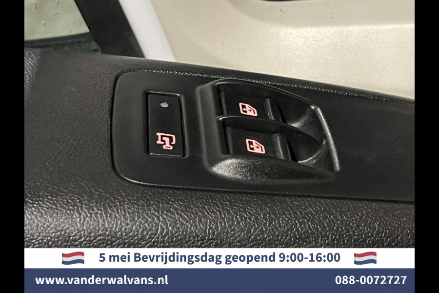 Peugeot Boxer 2.2 BlueHDi 120pk L2H2 Euro6 ** Airco | 2500kg Trekhaak | Cruisecontrol | Parkeersensoren Bijrijdersbank
