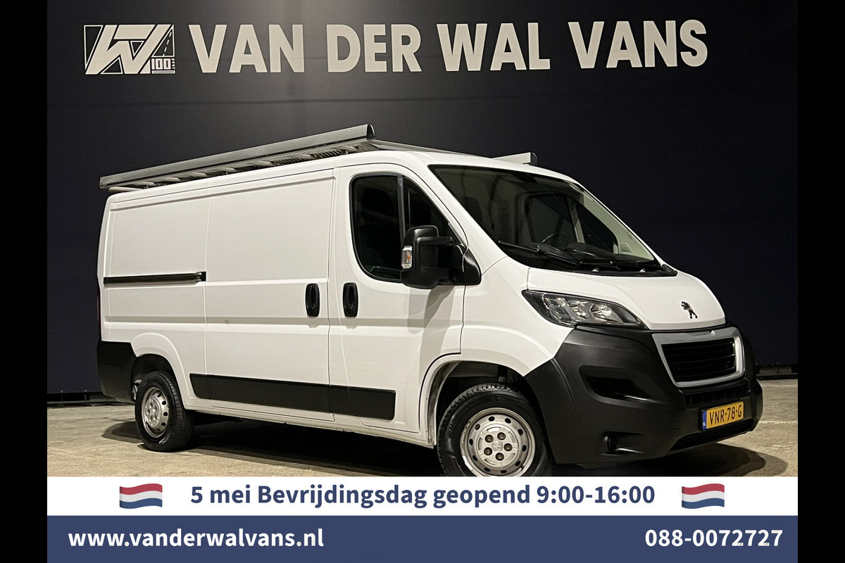 Peugeot Boxer 2.2 BlueHDi 141pk L2H1 Euro6 Airco | Navigatie | Camera | Cruisecontrol | imperiaal, 2500kg trekhaak, parkeersensoren, bijrijdersbank, trap Peugeot Boxer 2.2 BlueHDi 141pk L2H1 Euro6 Airco | Navigatie | Camera | Cruisecontrol | imperiaal, 2500kg trekhaak, parkeersensoren, bijrijdersbank, trap