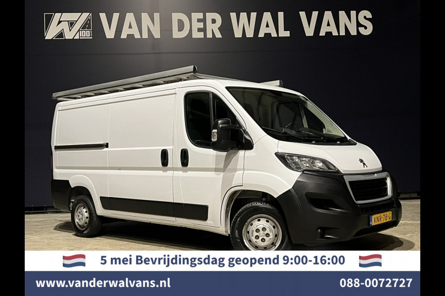 Peugeot Boxer 2.2 BlueHDi 141pk L2H1 Euro6 Airco | Navigatie | Camera | Cruisecontrol | imperiaal, 2500kg trekhaak, parkeersensoren, bijrijdersbank, trap