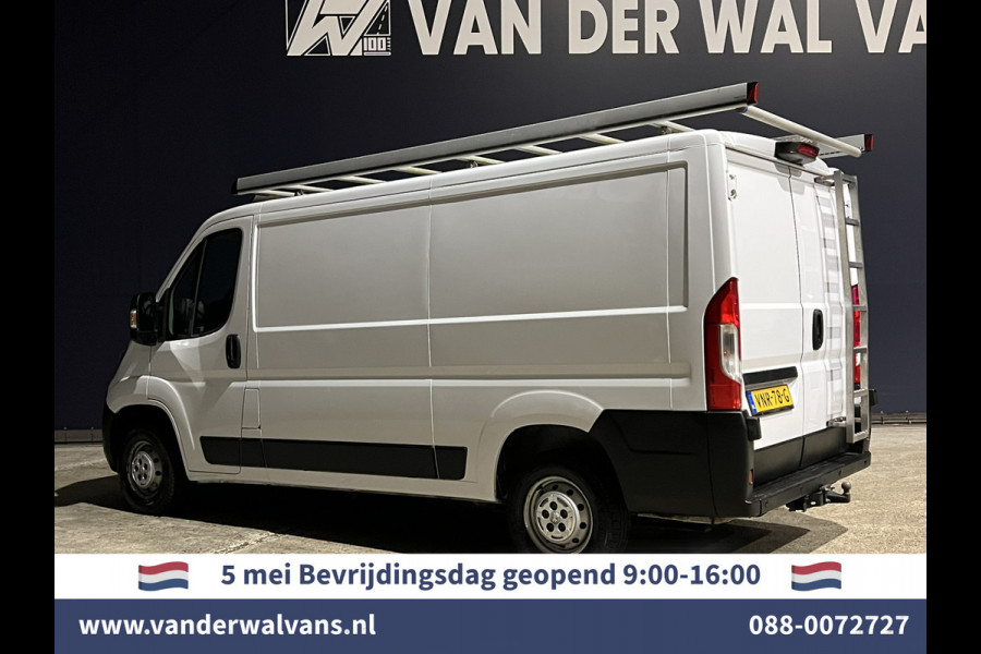 Peugeot Boxer 2.2 BlueHDi 141pk L2H1 Euro6 Airco | Navigatie | Camera | Cruisecontrol | imperiaal, 2500kg trekhaak, parkeersensoren, bijrijdersbank, trap