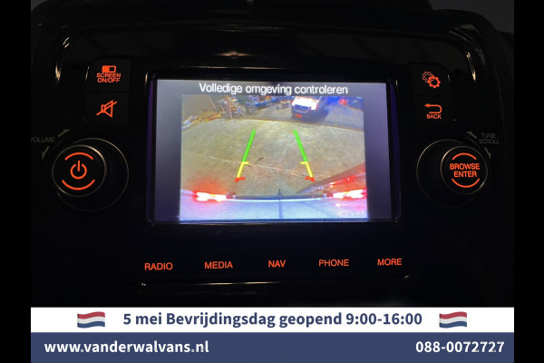 Peugeot Boxer 2.2 BlueHDi 141pk L2H1 Euro6 Airco | Navigatie | Camera | Cruisecontrol | imperiaal, 2500kg trekhaak, parkeersensoren, bijrijdersbank, trap
