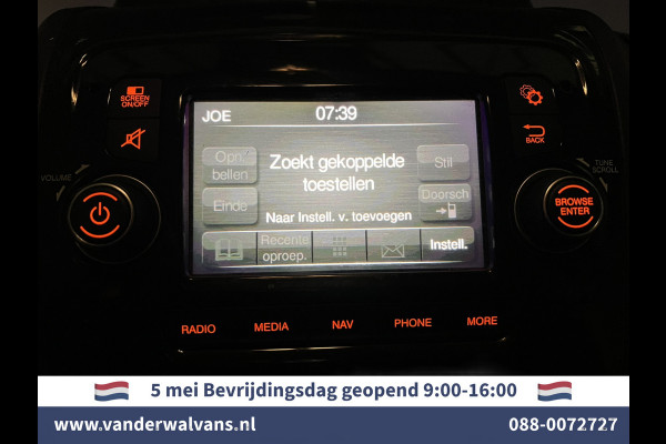 Peugeot Boxer 2.2 BlueHDi 141pk L2H1 Euro6 Airco | Navigatie | Camera | Cruisecontrol | imperiaal, 2500kg trekhaak, parkeersensoren, bijrijdersbank, trap