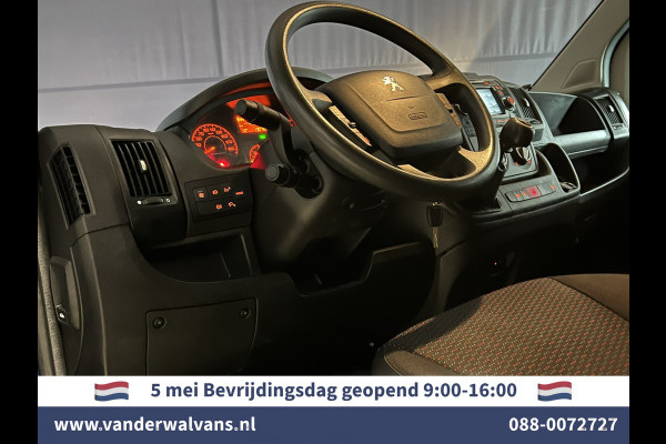 Peugeot Boxer 2.0 BlueHDI 131pk L2H2 Dubbele Cabine Euro6 Airco | 6-Zits | 2500kg Trekhaak | camera, navigatie, LED, cruiscontrol, parkeersensoren