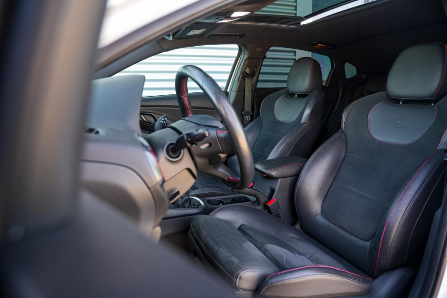 Hyundai i30 Fastback 2.0 T-GDI N2 Panodak Memory Camera Leer Keyless DAB+ Cruise Stuurverw.