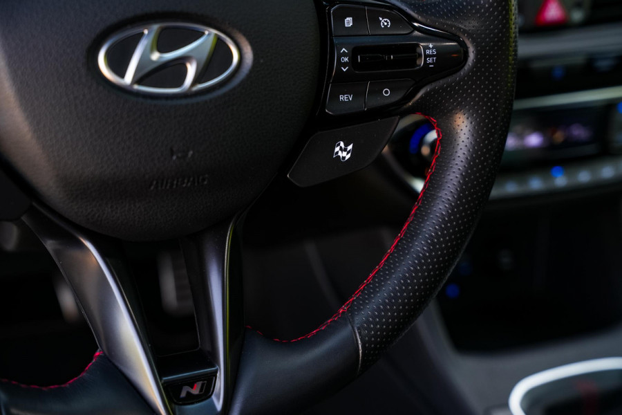 Hyundai i30 Fastback 2.0 T-GDI N2 Panodak Memory Camera Leer Keyless DAB+ Cruise Stuurverw.