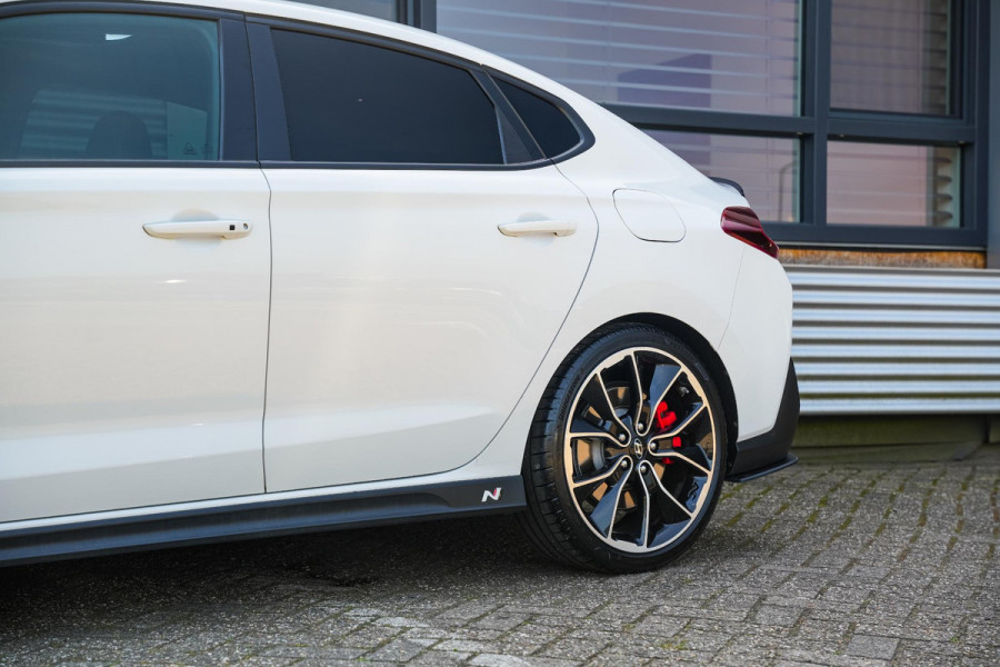 Hyundai i30 Fastback 2.0 T-GDI N2 Panodak Memory Camera Leer Keyless DAB+ Cruise Stuurverw.