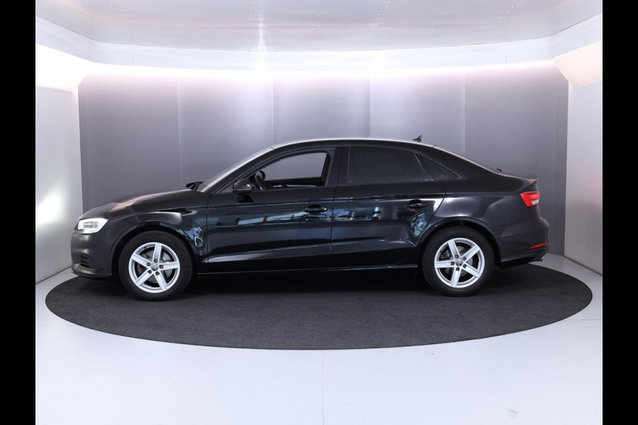 Audi A3 Limousine 1.5 TFSI CoD Pro Line 150pk AUT|  Navi| LM-velgen| Parksensors achter | verwacht 10-5