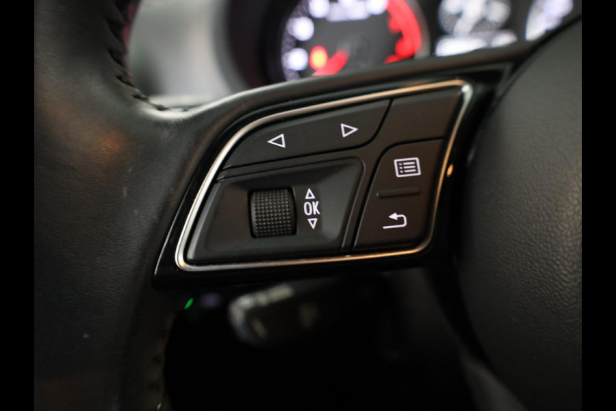Audi A3 Limousine 1.5 TFSI CoD Pro Line 150pk AUT|  Navi| LM-velgen| Parksensors achter | verwacht 10-5