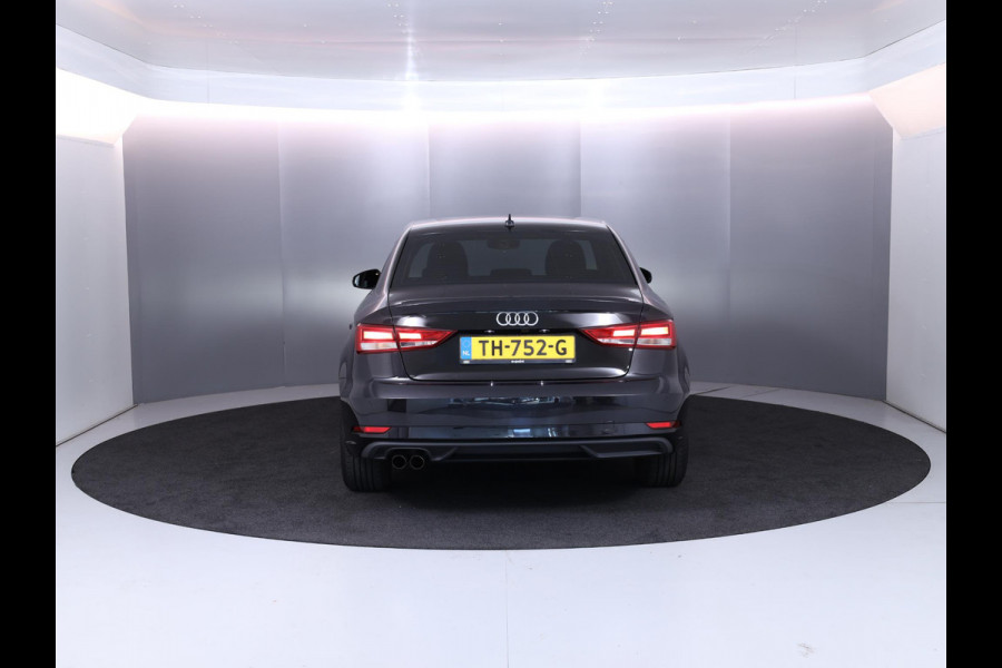 Audi A3 Limousine 1.5 TFSI CoD Pro Line 150pk AUT|  Navi| LM-velgen| Parksensors achter | verwacht 10-5