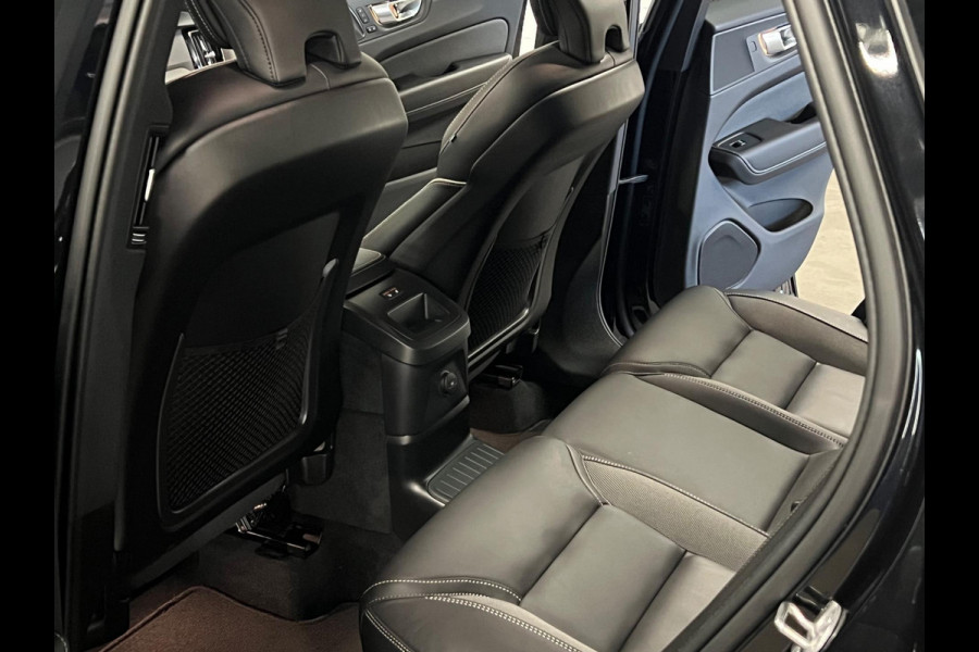 Volvo XC60 Recharge Black Edition Plus T6 AWD | Open dak | Harman Kardon | BLIS | Adapt. Cruise c.