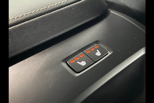 Volvo XC60 Recharge Black Edition Plus T6 AWD | Open dak | Harman Kardon | BLIS | Adapt. Cruise c.