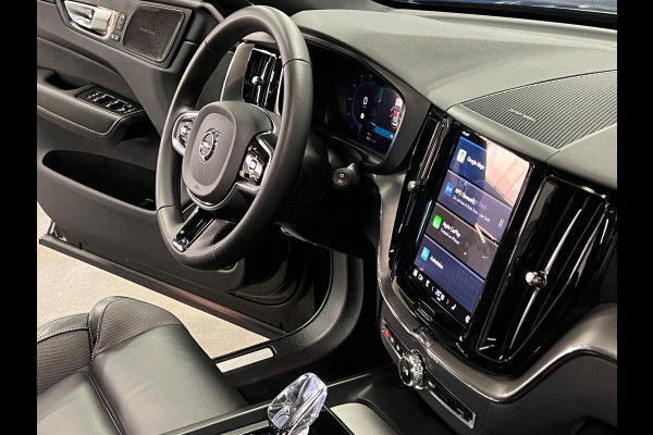Volvo XC60 Recharge Black Edition Plus T6 AWD | Open dak | Harman Kardon | BLIS | Adapt. Cruise c.