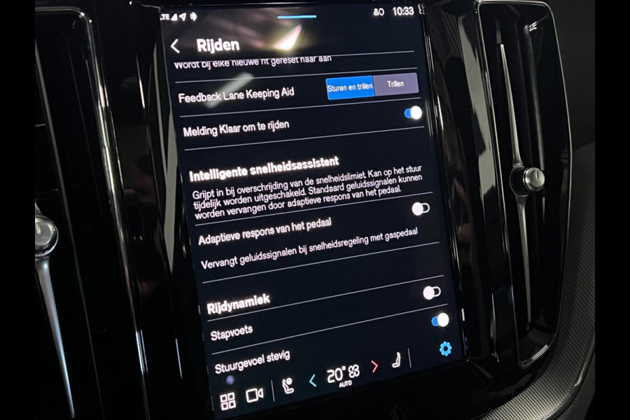 Volvo XC60 Recharge Black Edition Plus T6 AWD | Open dak | Harman Kardon | BLIS | Adapt. Cruise c.