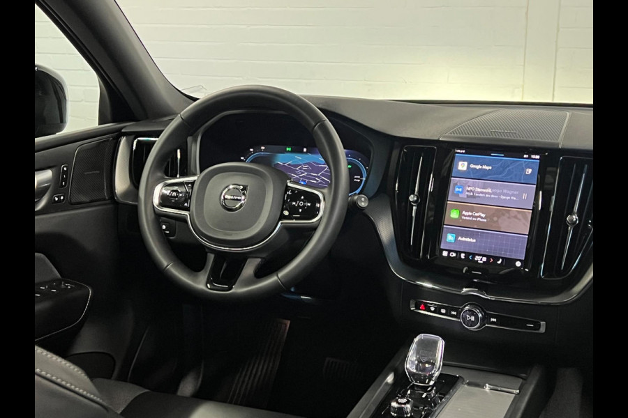 Volvo XC60 Recharge Black Edition Plus T6 AWD | Open dak | Harman Kardon | BLIS | Adapt. Cruise c.