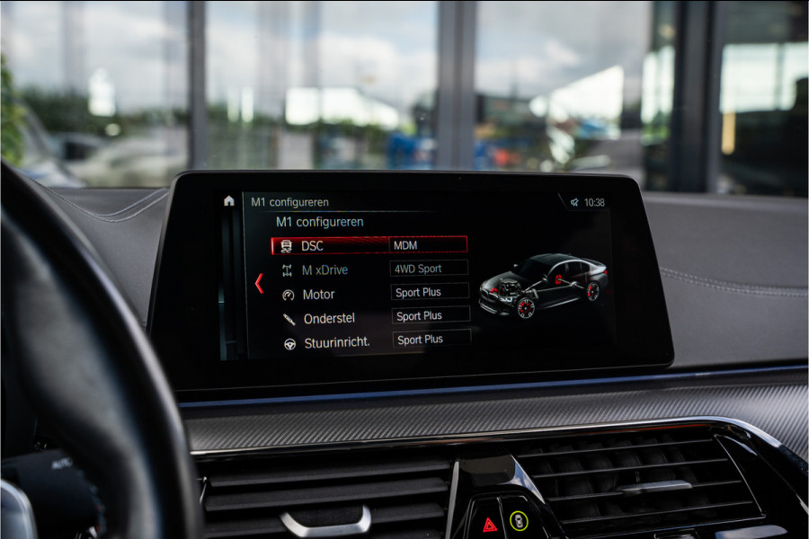 BMW M5 5-serie F90 - Panorama | B&W | M-Driver Pack | Softclose | HUD