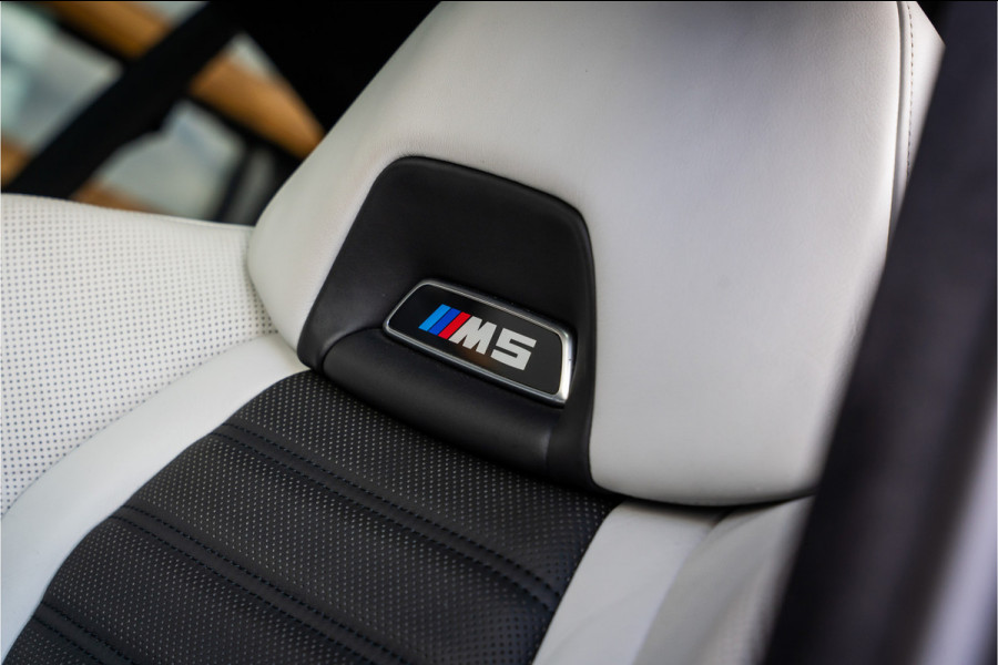 BMW M5 5-serie F90 - Panorama | B&W | M-Driver Pack | Softclose | HUD