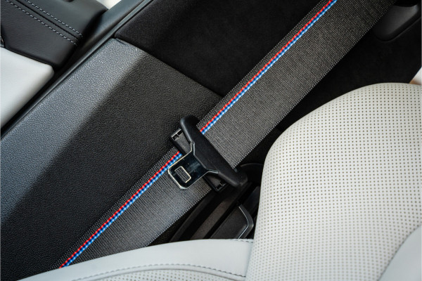 BMW M5 5-serie F90 - Panorama | B&W | M-Driver Pack | Softclose | HUD