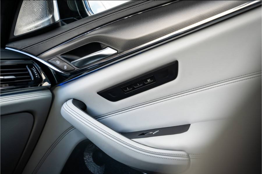 BMW M5 5-serie F90 - Panorama | B&W | M-Driver Pack | Softclose | HUD