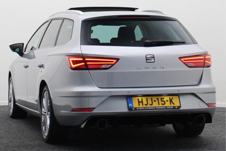 Seat León ST 1.8 TSI Xcellence Automaat Panoramadak, Leer, Apple Carplay, ACC, Camera, LED, Climate