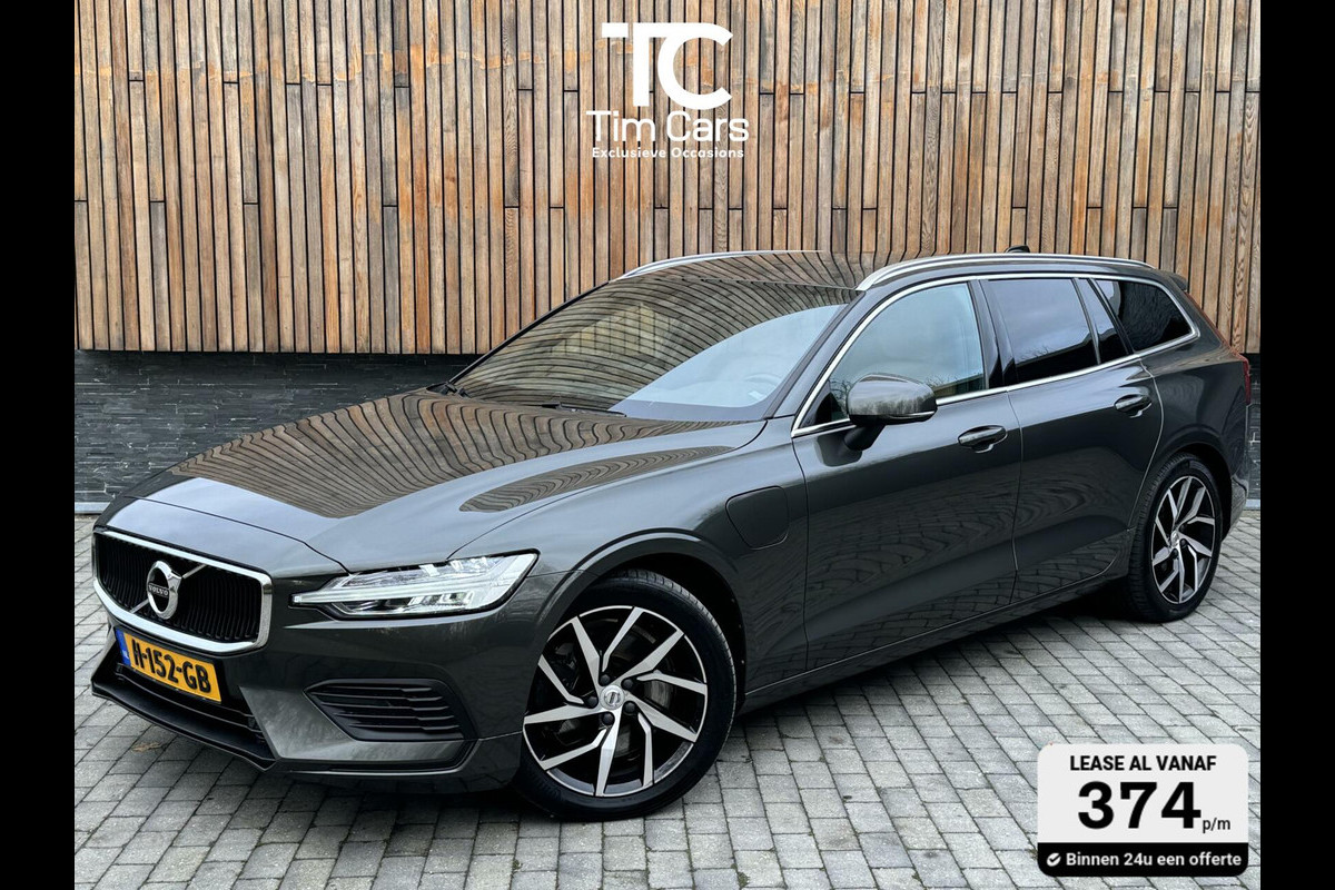 Volvo V60 2.0 T6 Twin Engine AWD 253pk | Comfortstoelen leer | Stoelverwarming | Navigatiesysteem | Trekhaak uitklapbaar | 18 inch lichtme Volvo V60 2.0 T6 Twin Engine AWD 253pk | Comfortstoelen leer | Stoelverwarming | Navigatiesysteem | Trekhaak uitklapbaar | 18 inch lichtme