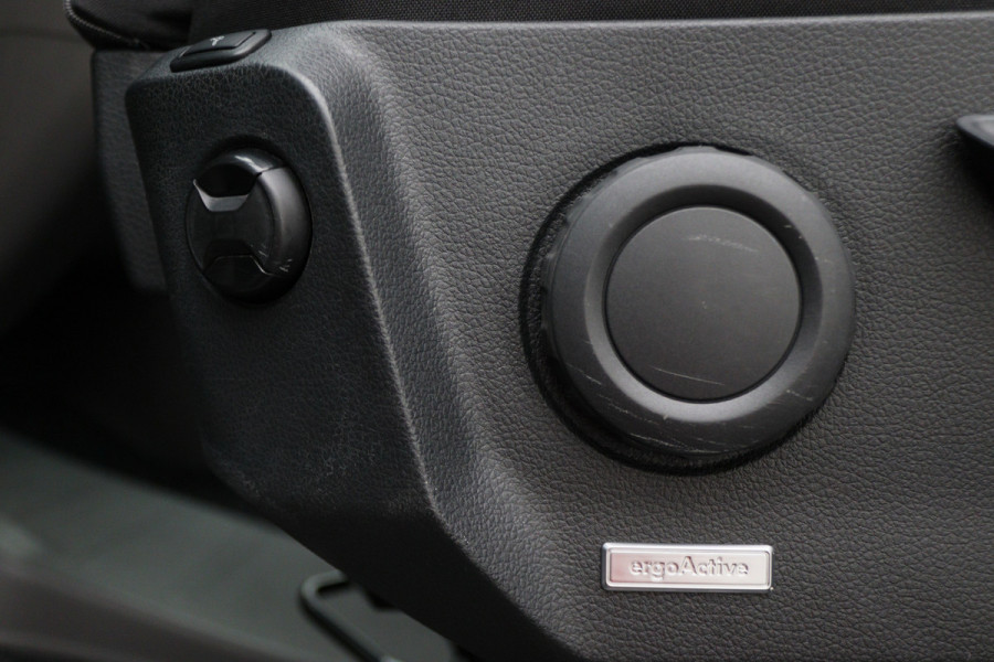 Volkswagen Crafter 35 2.0 TDI DSG L3H2 2x Schuifdeur, ACC, Camera, Apple Carplay, DAB, 3000KG Trekhaak, 17''