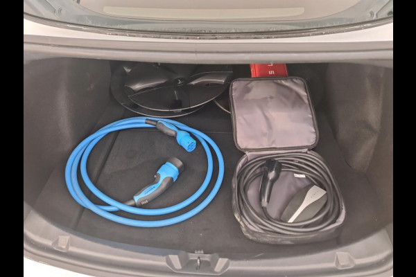Tesla Model 3 Standard RWD Plus 60 kWh |NL AUTO | CAMERA | LEDER | PANO ! 2DE PINKSTERDAG GEOPEND VAN 10:00 UUR T/M 17:00 UUR